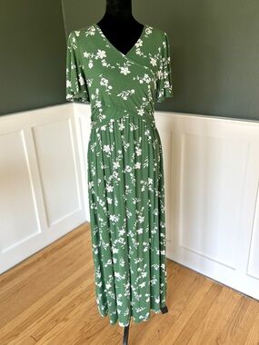 ASOS DESIGN Maternity Nursing wrap bodice midi tea dress, NWT